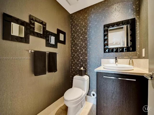 Apartment for sale  Unit #3905 - photo 5670988