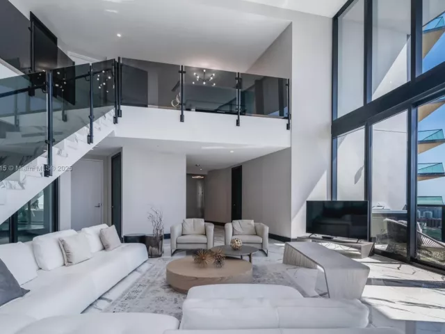 Apartment for sale  Unit #4203 - photo 5654321