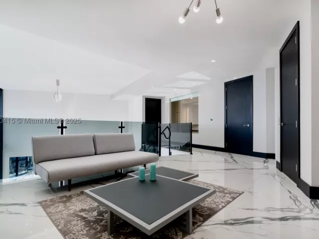 3-bedroom condo for sale in Sunny Isles Beach - 18555 Collins Ave 4203 - MondialRealty