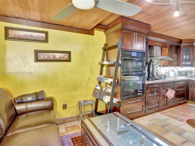 Home for sale at 20606 NE 7th Ct 20606 - photo 5555392