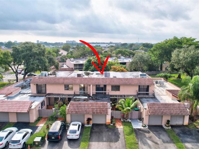 Home for sale at 20606 NE 7th Ct 20606 - photo 5555403