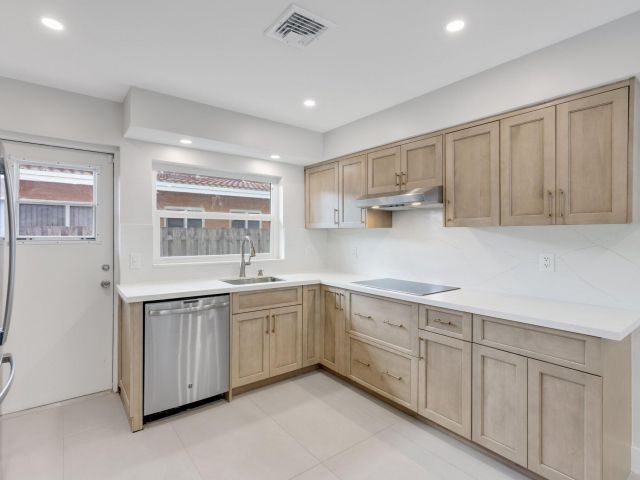 Home for sale at 2624 SE 9th Street - photo 5540220