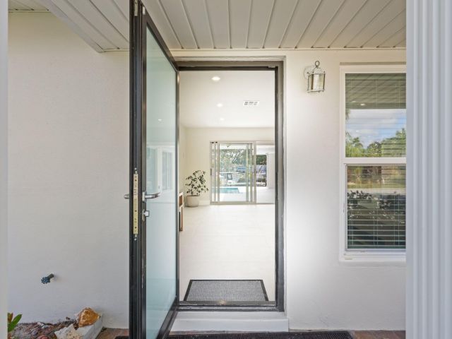 Home for sale at 2624 SE 9th Street - photo 5540228