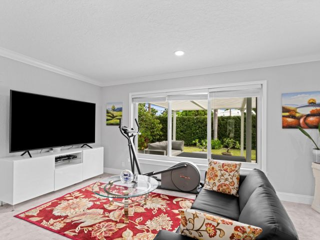 Home for sale at 8 SE 8th Avenue - photo 5745459