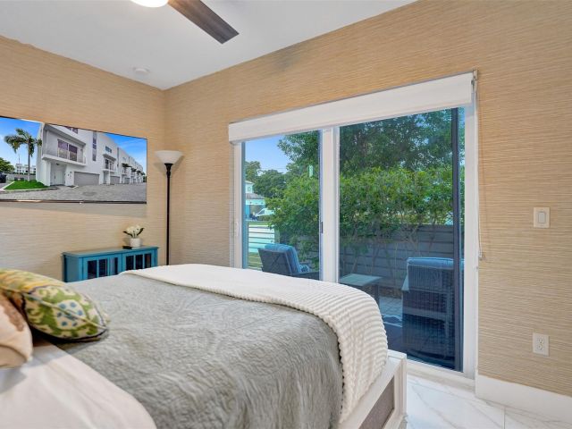 Home for rent at 1371 N Ocean Blvd - photo 5543031