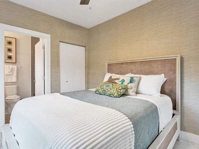 Home for rent at 1371 N Ocean Blvd - photo 5543034