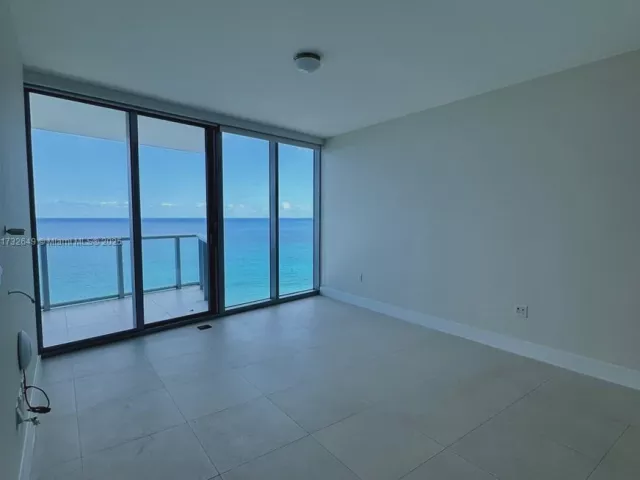 Apartment for sale  Unit #1802 - photo 5837539