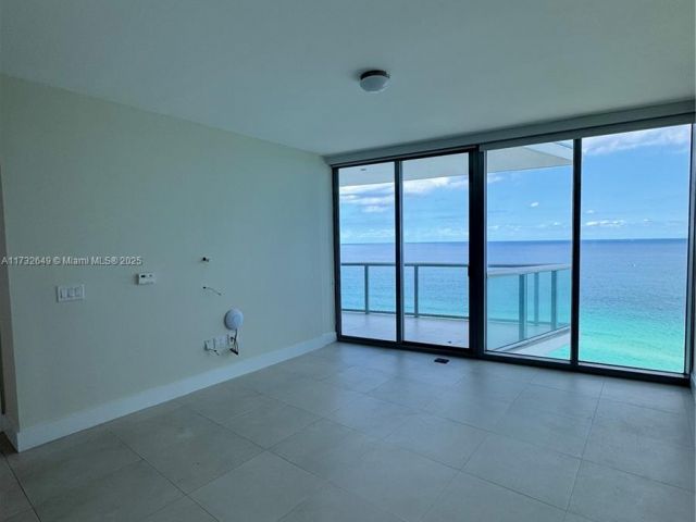 Apartment for sale  Unit #1802 - photo 5837529