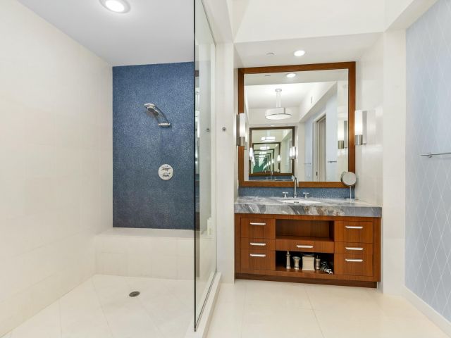 Apartment for sale  Unit #402 - photo 5682025