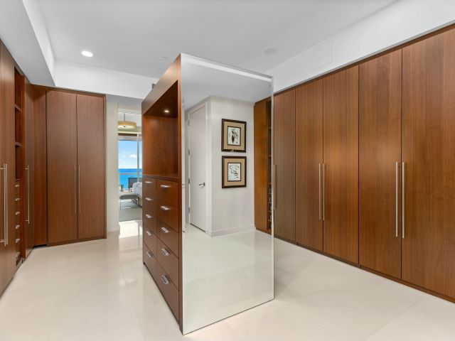 Apartment for sale  Unit #402 - photo 5682028