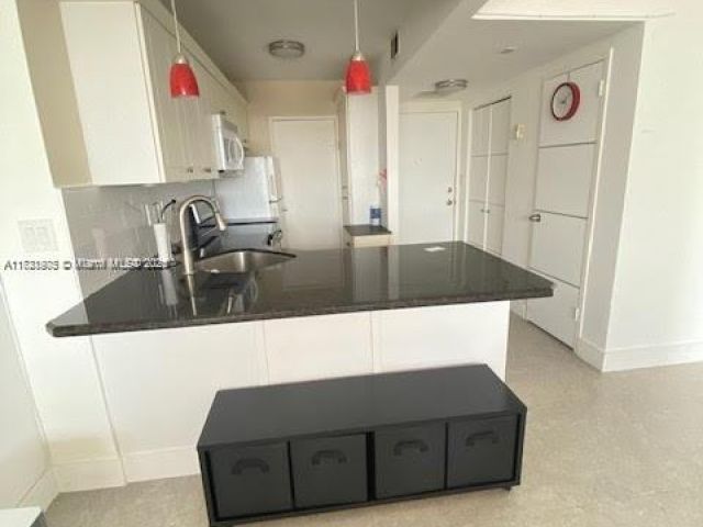 Apartment for sale  Unit #548 - photo 7474442