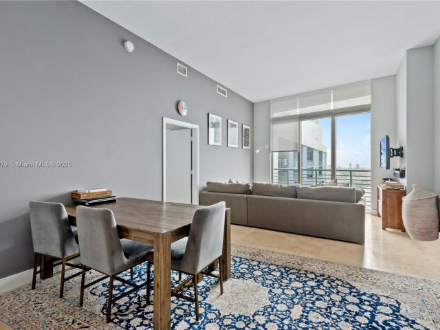 Apartment for sale  Unit #LPH26 - photo 5638530