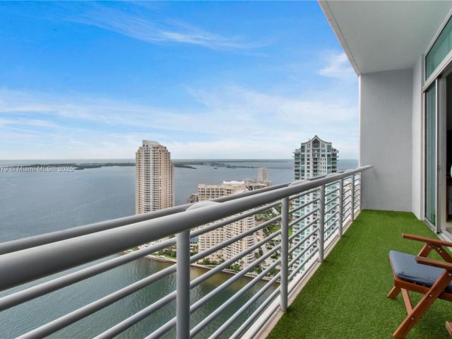 Apartment for sale  Unit #LPH26 - photo 5638534