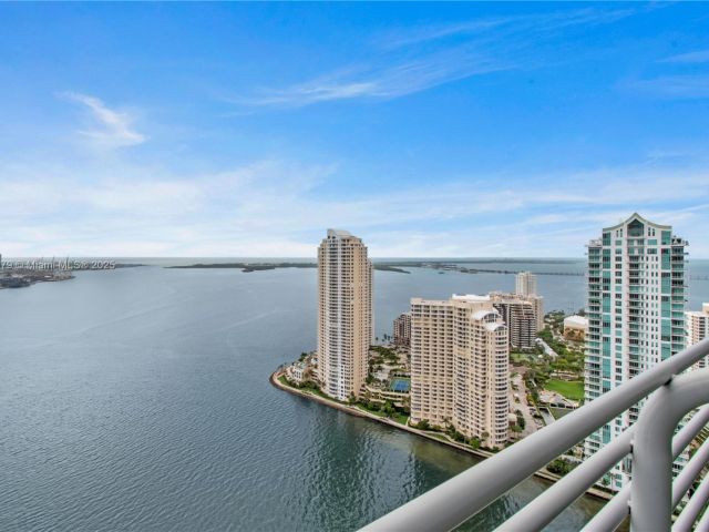 Apartment for sale  Unit #LPH26 - photo 5638535