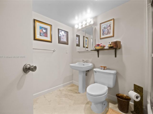 Apartment for sale  Unit #102 - photo 7433888