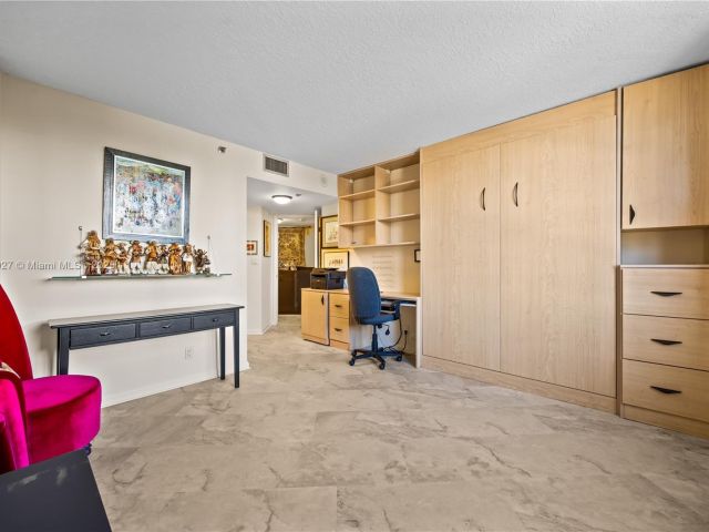 Apartment for sale  Unit #102 - photo 7433892