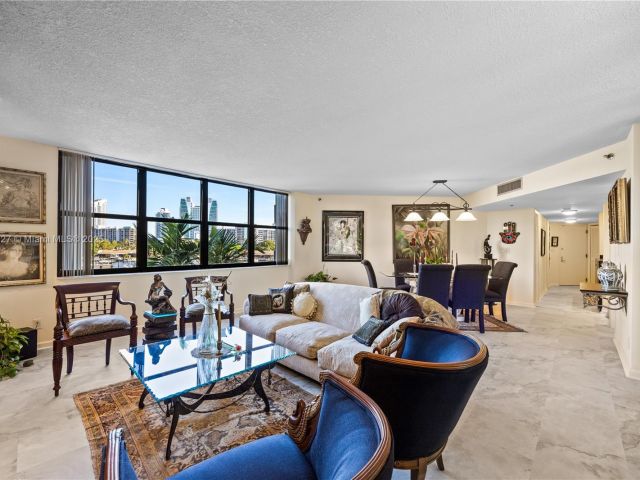 Apartment for sale  Unit #102 - photo 7433895