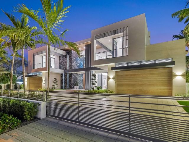 Home for sale at 2560 Del Lago Dr - photo 5815150