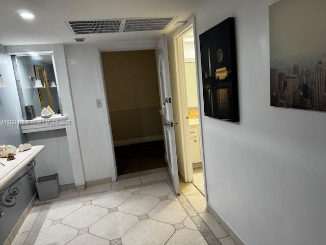 Apartment for rent  Unit #430 - photo 7445905