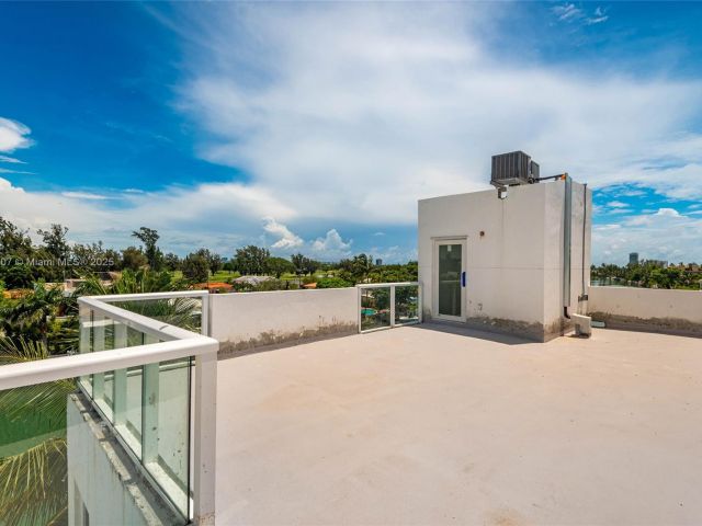 Home for sale at 1975 Calais Dr 5 - photo 5521361