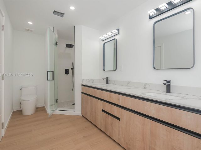 Home for sale at 1975 Calais Dr 5 - photo 5521364