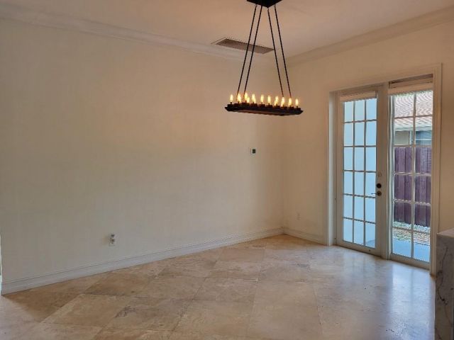 Home for rent at 1604 NE 17 Avenue - photo 5760728