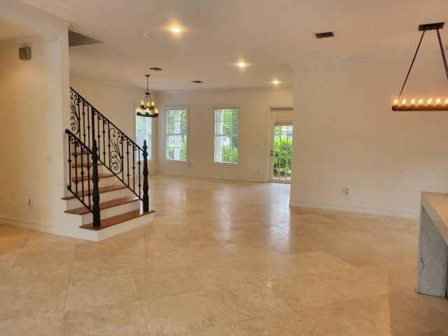 Home for rent at 1604 NE 17 Avenue - photo 5760729