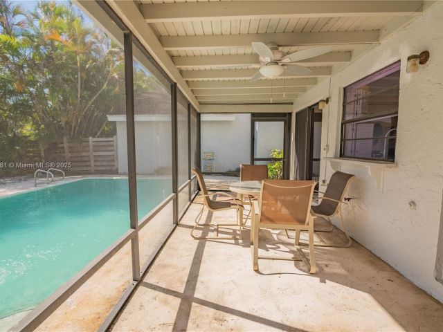 Home for sale at 36 Eastmont Rd - photo 5704273