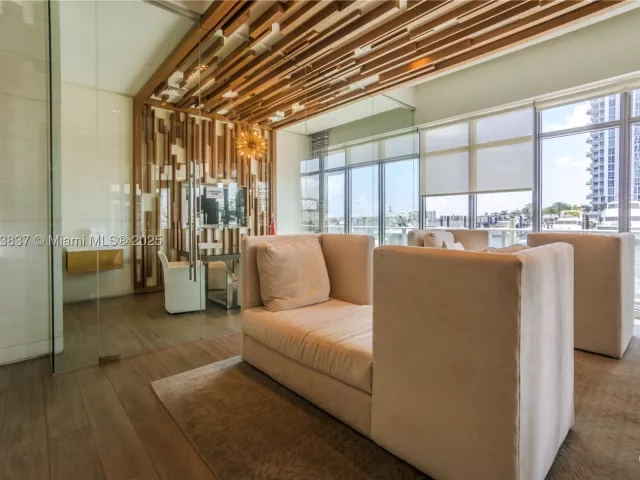 2-bedroom condo for sale in North Miami Beach - 17301 Biscayne Blvd 207 - MondialRealty