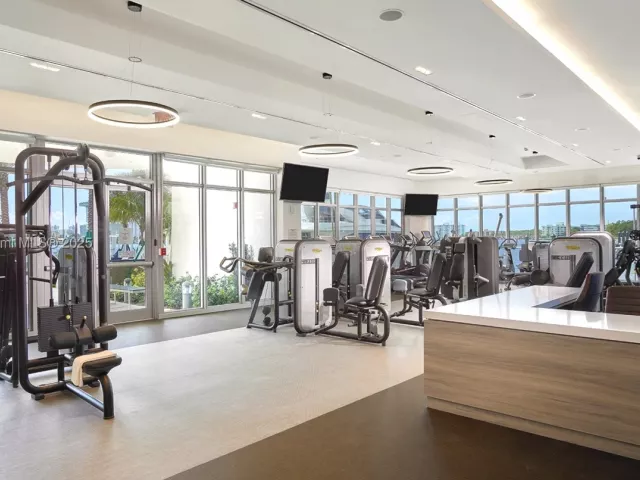 2-bedroom condo for sale in North Miami Beach - 17301 Biscayne Blvd 207 - MondialRealty