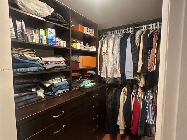 Apartment for sale  Unit #E904 - photo 5675184