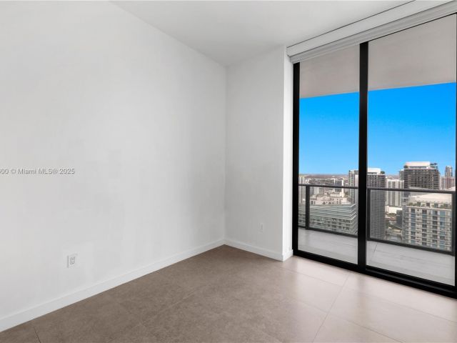 Apartment for sale  Unit #PH4910 - photo 5621025