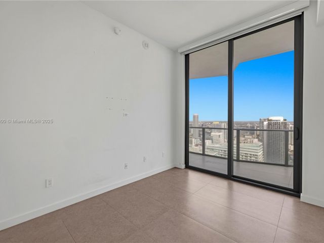 Apartment for sale  Unit #PH4910 - photo 5621028