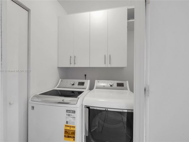 Apartment for sale  Unit #PH4910 - photo 5621032