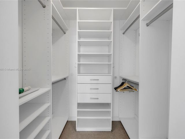 Apartment for sale  Unit #PH4910 - photo 5621034