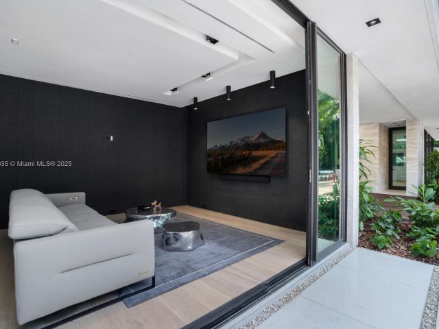 Home for sale at 4040 Kiaora St - photo 5774054