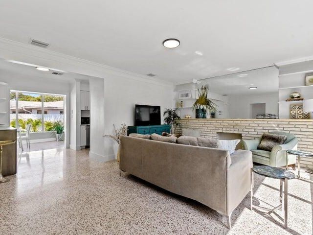 Home for rent at 3415 N Flagler Drive - photo 6374349