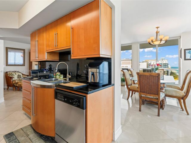 Apartment for sale  Unit #1901 - photo 5681154