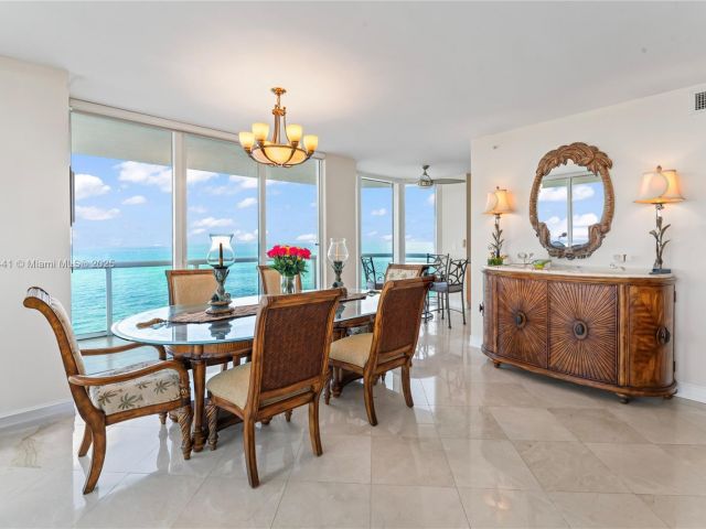 Apartment for sale  Unit #1901 - photo 5681162