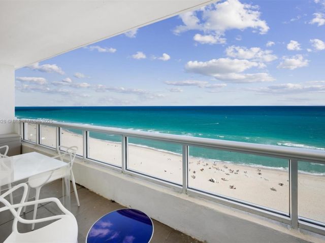 Apartment for sale  Unit #PH-5 - photo 5691211