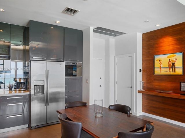 Apartment for sale  Unit #PH-5 - photo 5691222