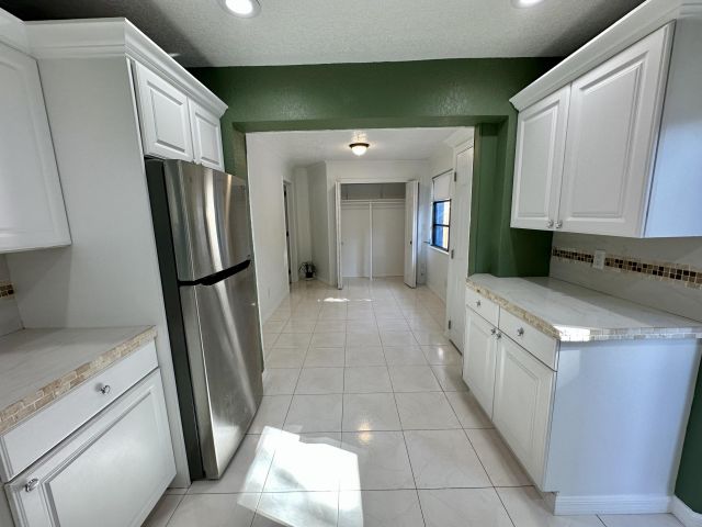 Home for sale at 4260 NE 11th Avenue - photo 6304269