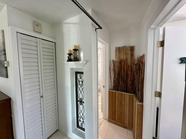 Home for sale at 4260 NE 11th Avenue - photo 6304277