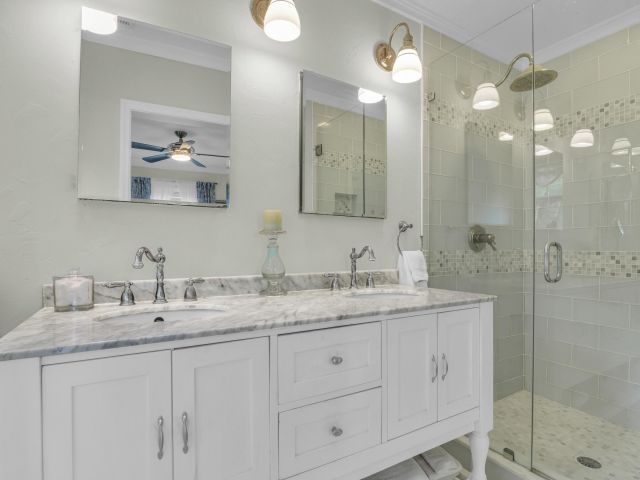 Home for rent at 902 E Boca Raton Road - photo 6507896