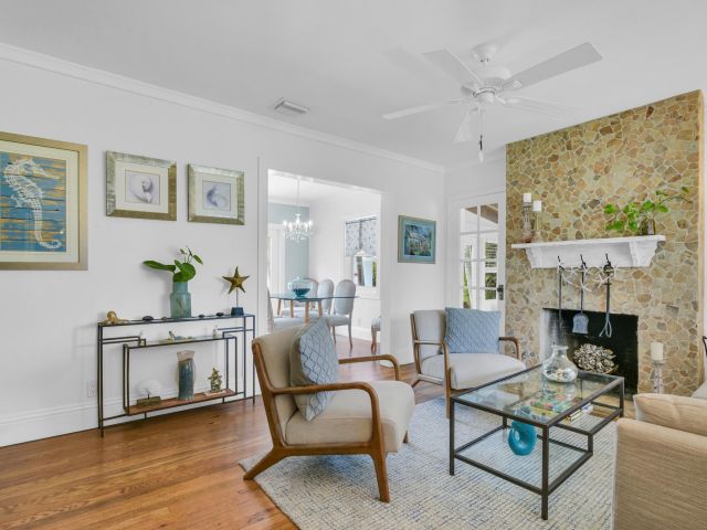 Home for rent at 902 E Boca Raton Road - photo 6507906