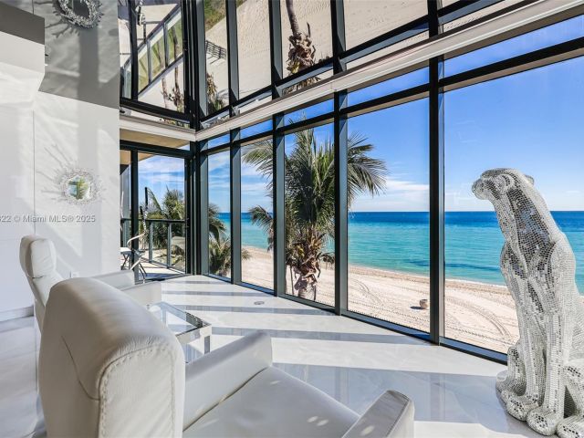 Apartment for sale  Unit #4A - photo 5631159