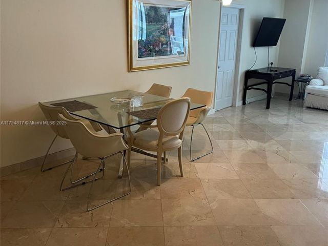 Apartment for sale  Unit #17J - photo 5577941