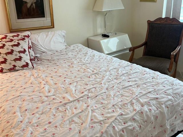 Apartment for sale  Unit #17J - photo 5577946