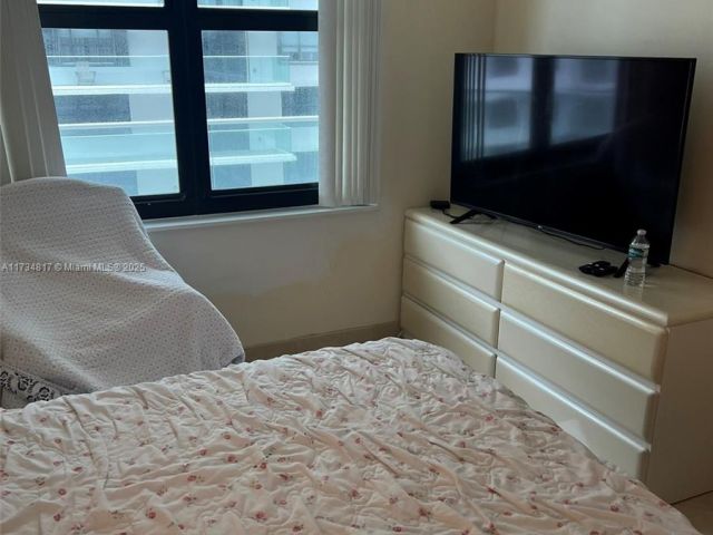 Apartment for sale  Unit #17J - photo 5577947