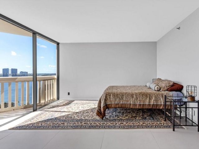 Apartment for sale  Unit #2003 - photo 6435311